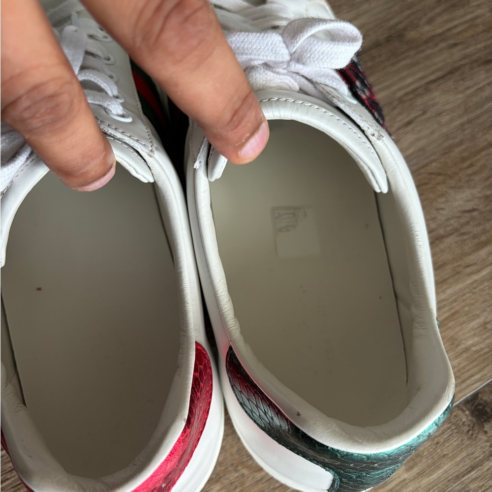 Gucci White and Red Men's Sneakers - Picture 10 of 10